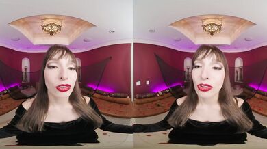 Morticia Addams' Dark Seduction: A Spooky, Sexual Night of Forbidden Delights / Mature VRTube
