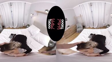 Busty Blonde With Natural Curves in Seductive VR Encounter /Mature Vr Tube