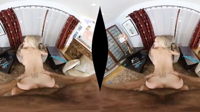 Hot Busty Blonde MILF Gets Pounded Hard / MatureVRTube