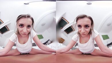 Czech Babe Rides Hard with Bouncy Tits in Full Action / MatureVRTube