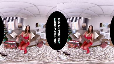 Naughty Christmas Morning: Busty Babe Unwraps Her New Toy! Exclusively on MatureVRTube